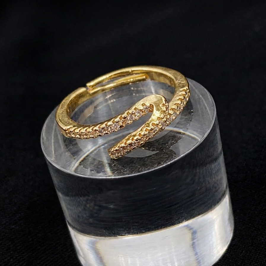 Modern Vanki Design Statement Ring