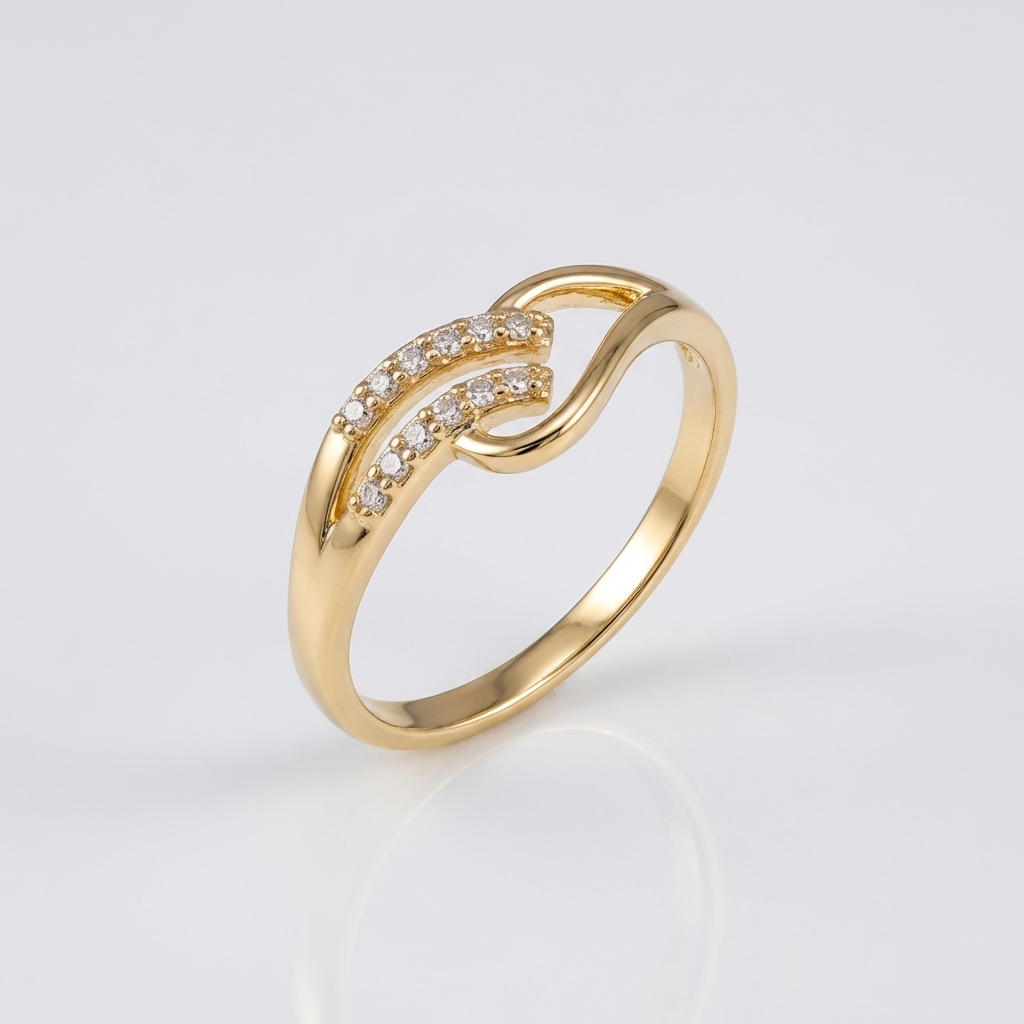 Elegant Wave Design Ring with Adjustable Fit