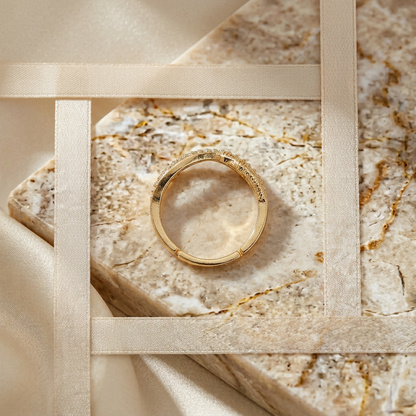 Adjustable Intertwined Ring