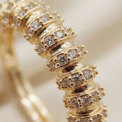 Premium Ribbed Pattern Statement Ring