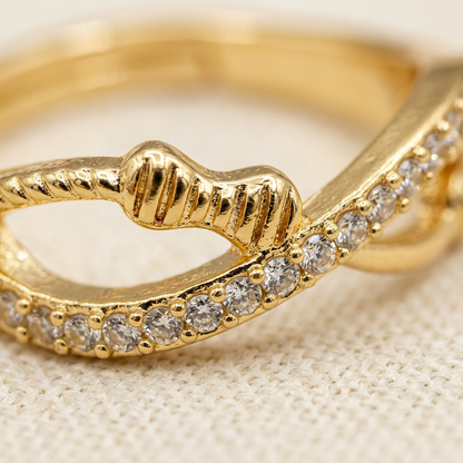 Adjustable Intertwined Ring