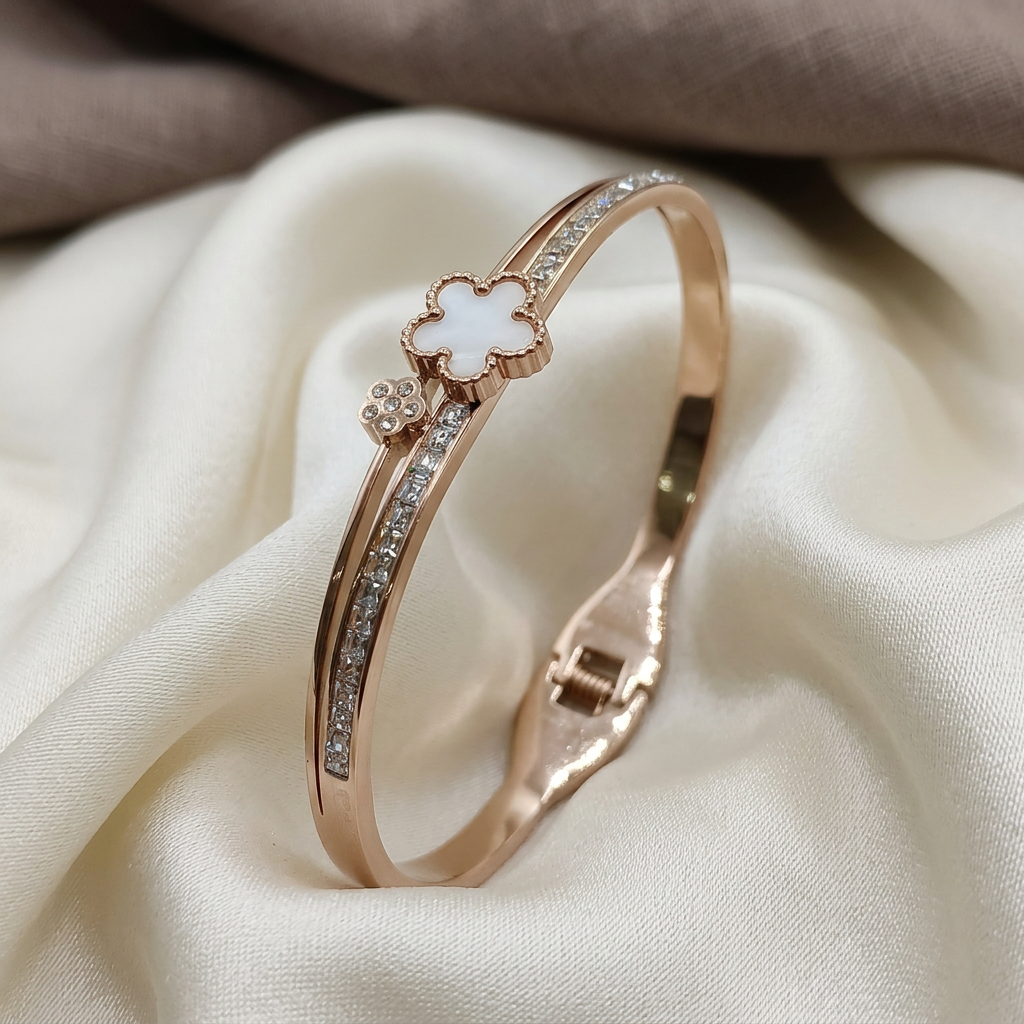 Mother of Pearl Clover Open Bracelet