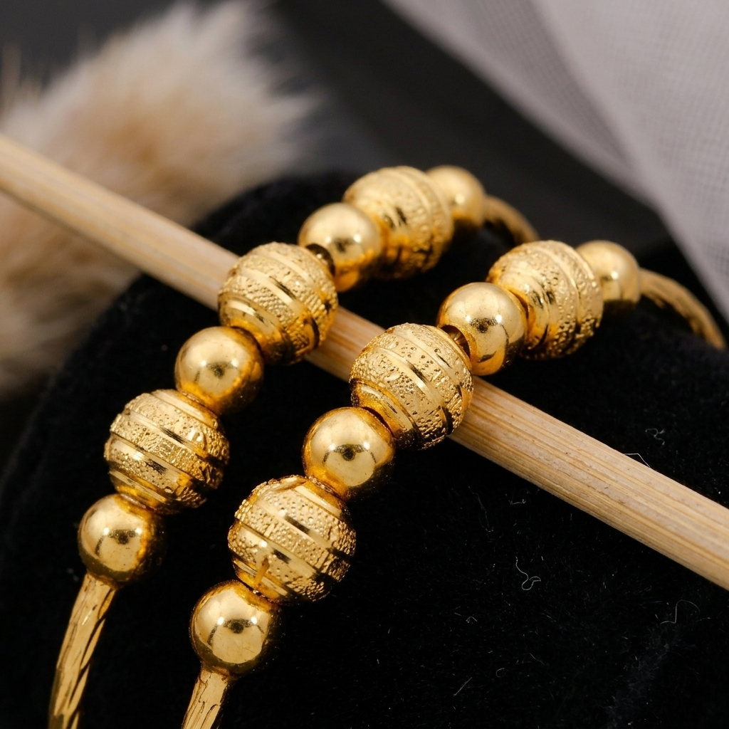 Beaded Designer Bracelet – Ball-and-Pipe Pattern