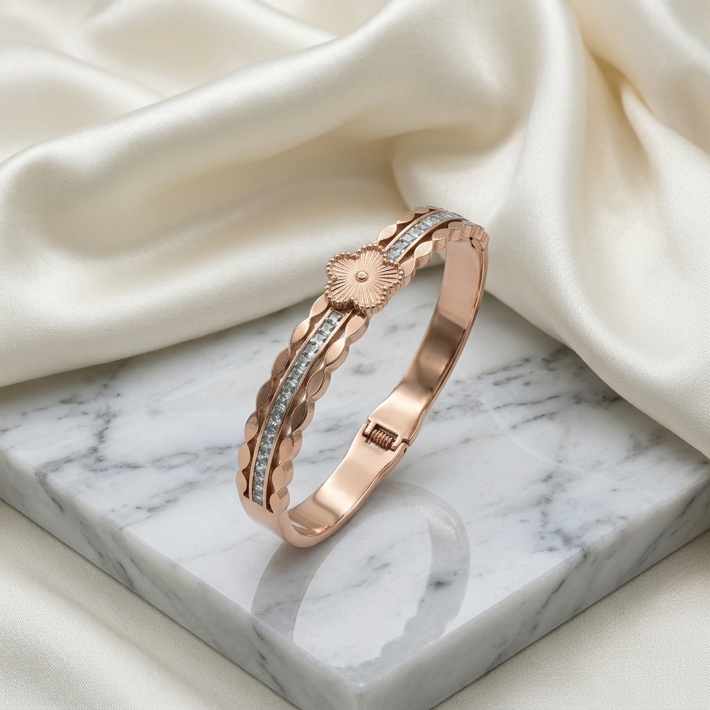 Feminine Scalloped Fashion Bracelet