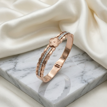Feminine Scalloped Fashion Bracelet