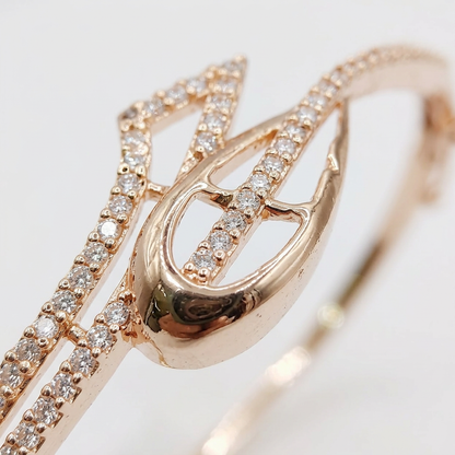 Sculpted Crossover Open Bracelet