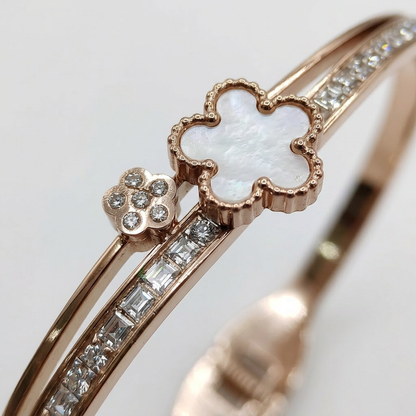 Mother of Pearl Clover Open Bracelet