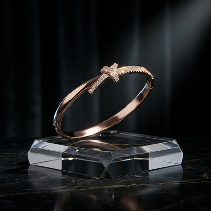 Designer Knot-Detail Bracelet
