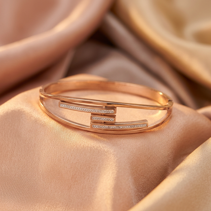 Sleek Overlapping Frame Bracelet